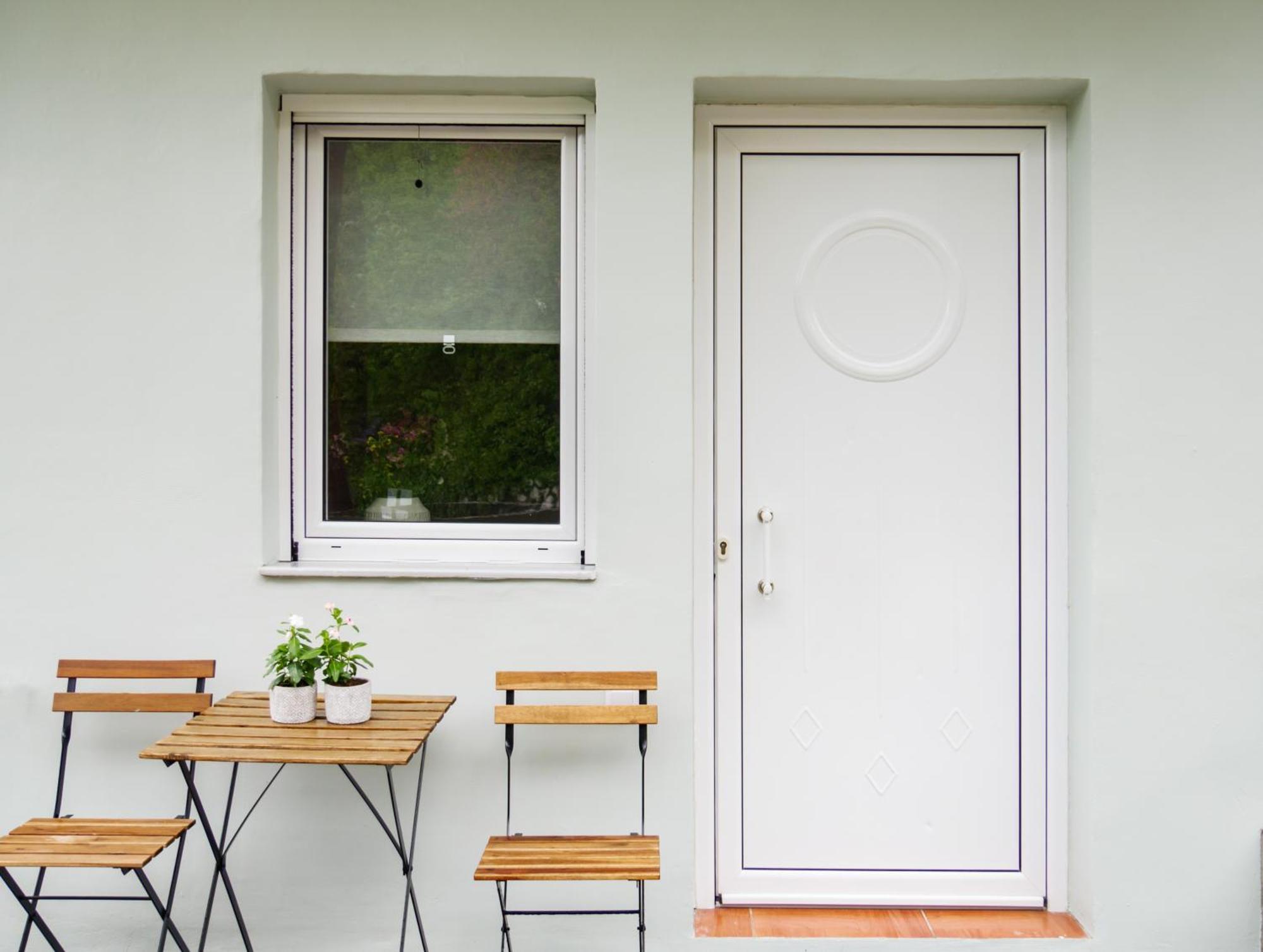 Arbor Hosting Apartment